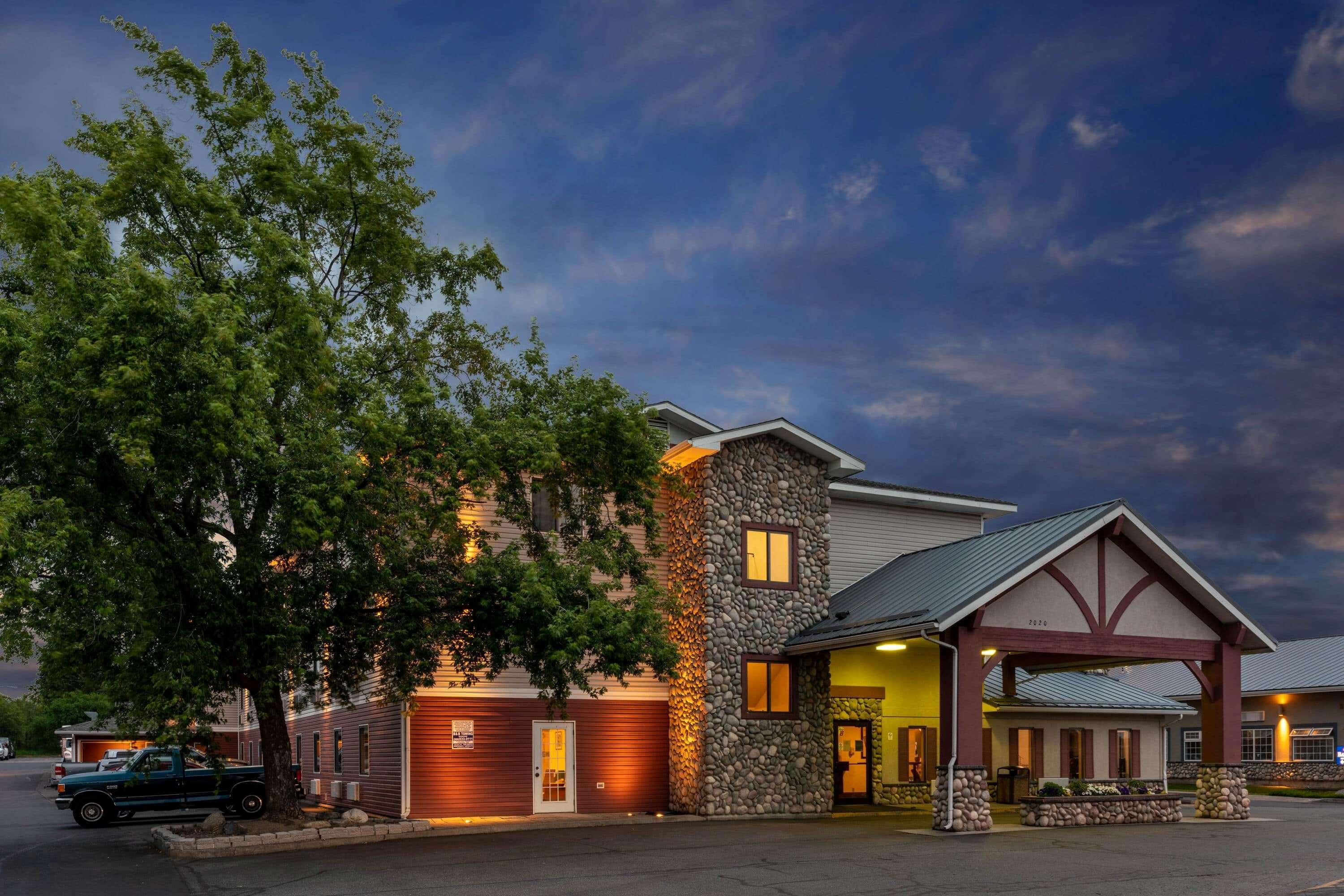 Super 8 By Wyndham Spokane Valley Exterior photo