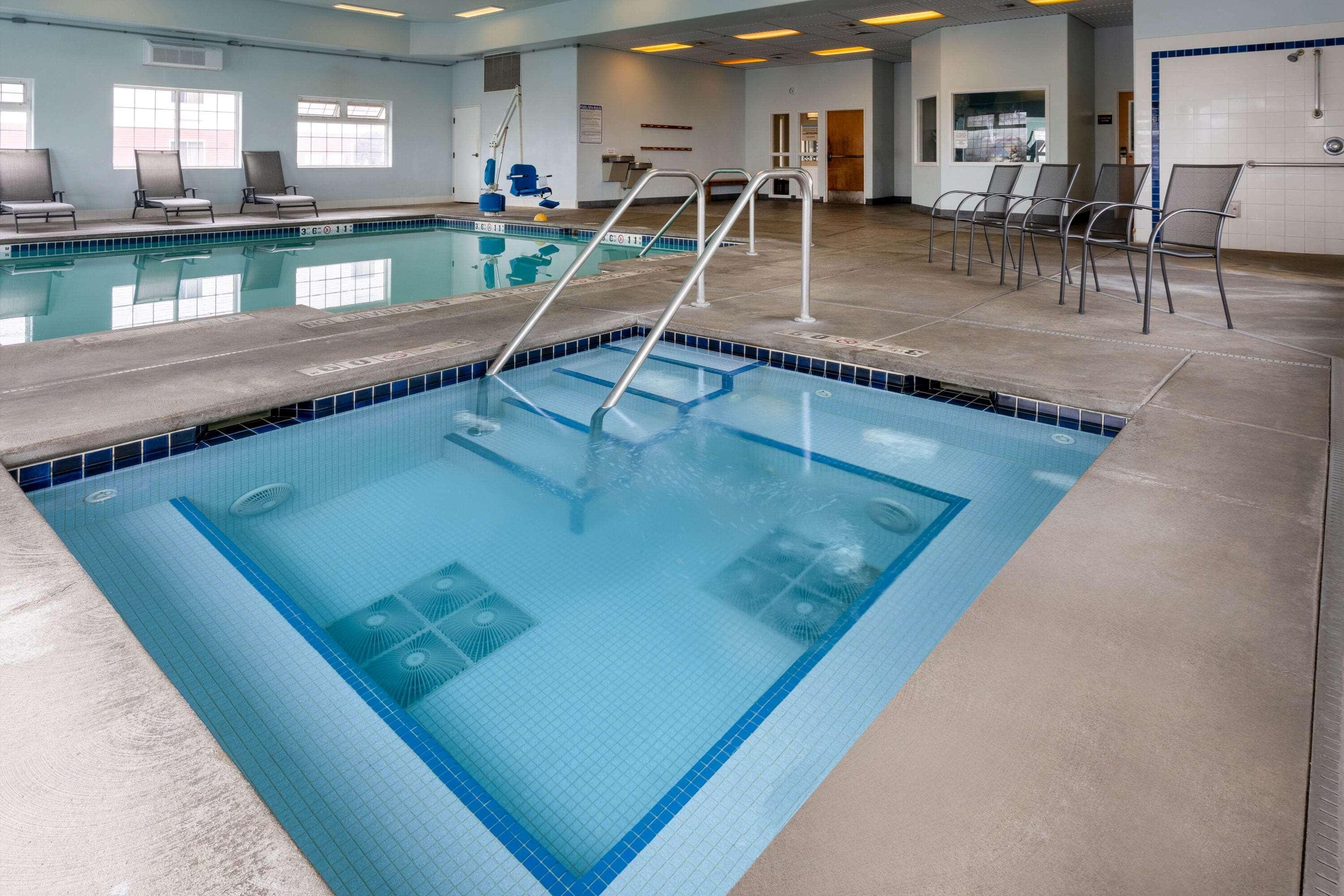 Super 8 By Wyndham Spokane Valley Exterior photo